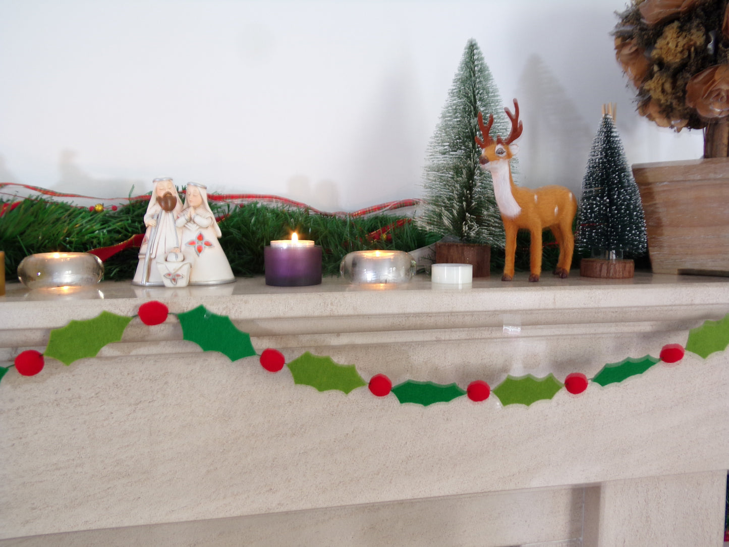 Handmade Felt Christmas Holly Garland, Festive Banner Mantle Decor