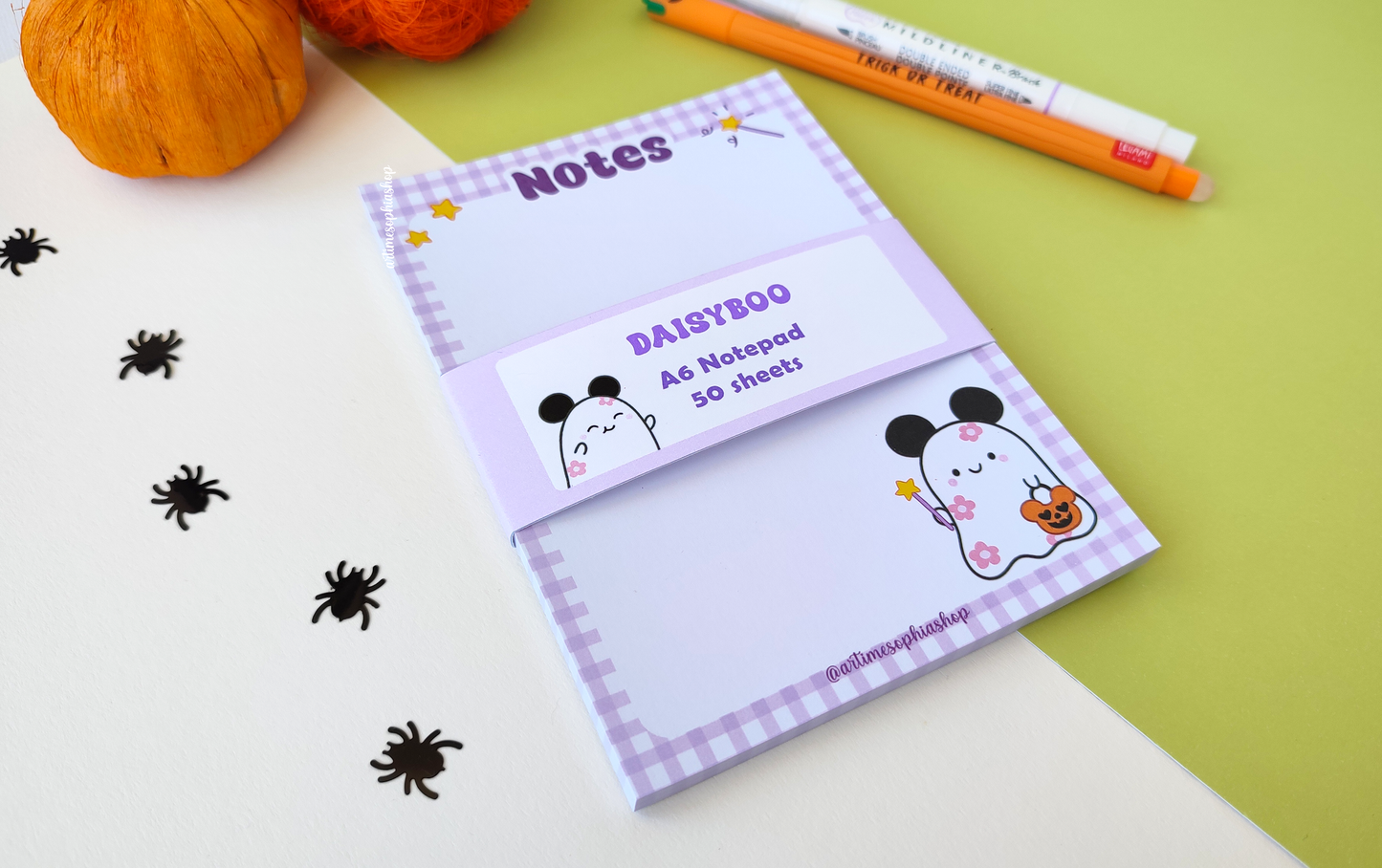 Keep your days organized and magical with the Daisyboo A6 notepad! Featuring 50 pages of cute and spooky charm, it's perfect for jotting down notes, lists, or daily reminders. πβ¨