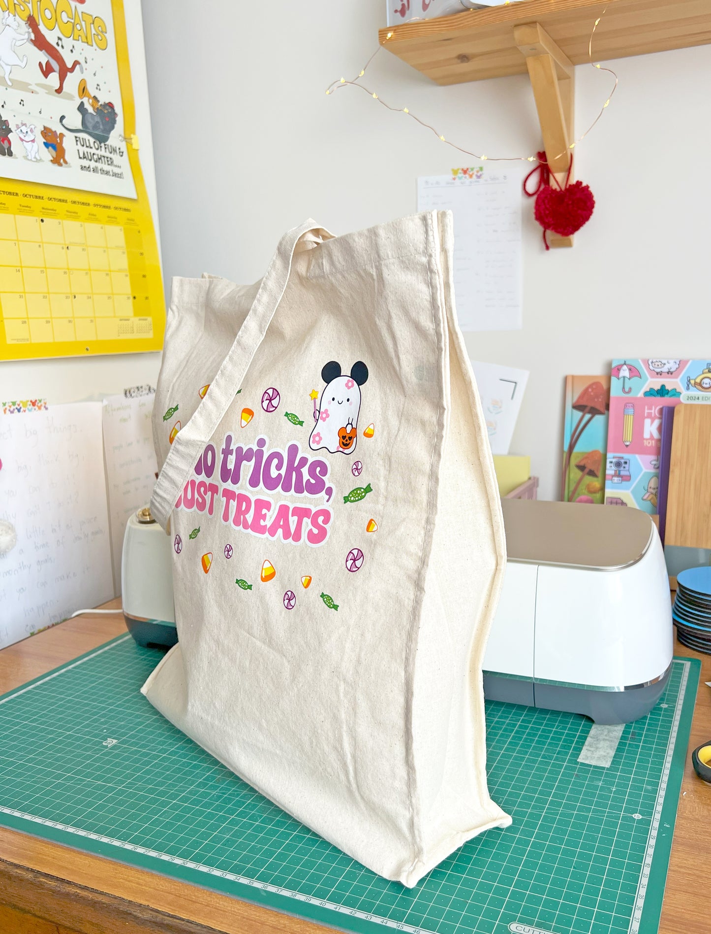 No Tricks, Just treats Tote Bag 🍬👻