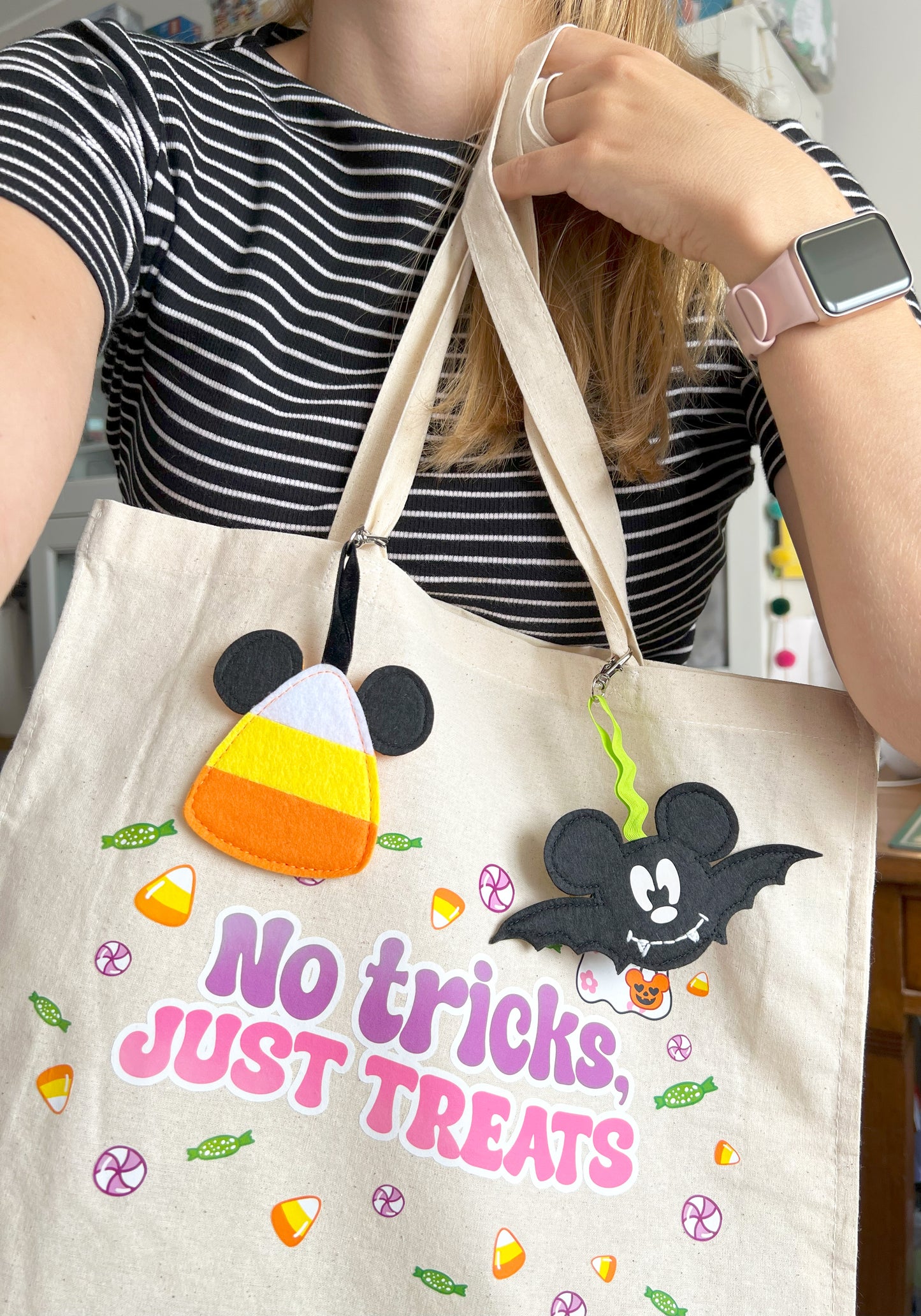 No Tricks, Just treats Tote Bag 🍬👻
